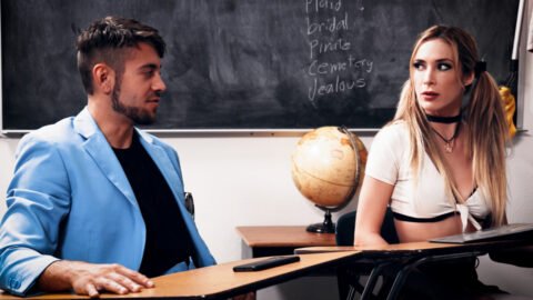 Aiden Aishley Seduciendo a Dante en la Clase de Conducción