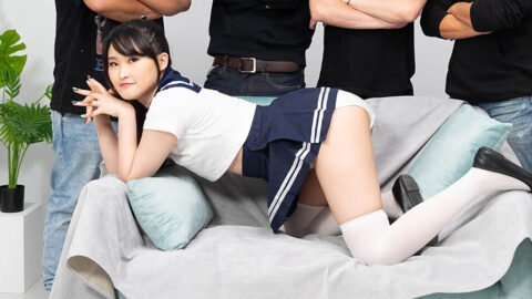 Sorprendida por un Gigante La Transformación de Mio